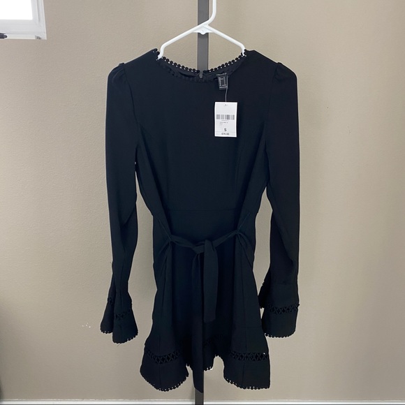 Black Crochet-Trim flirty and classic Mini Dress - NWT - Picture 2 of 14